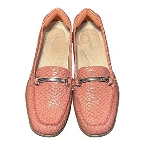 Easy Spirit Paula Loafer 9M Pink Croc Embossed Patent Leather Slip-On Shoes